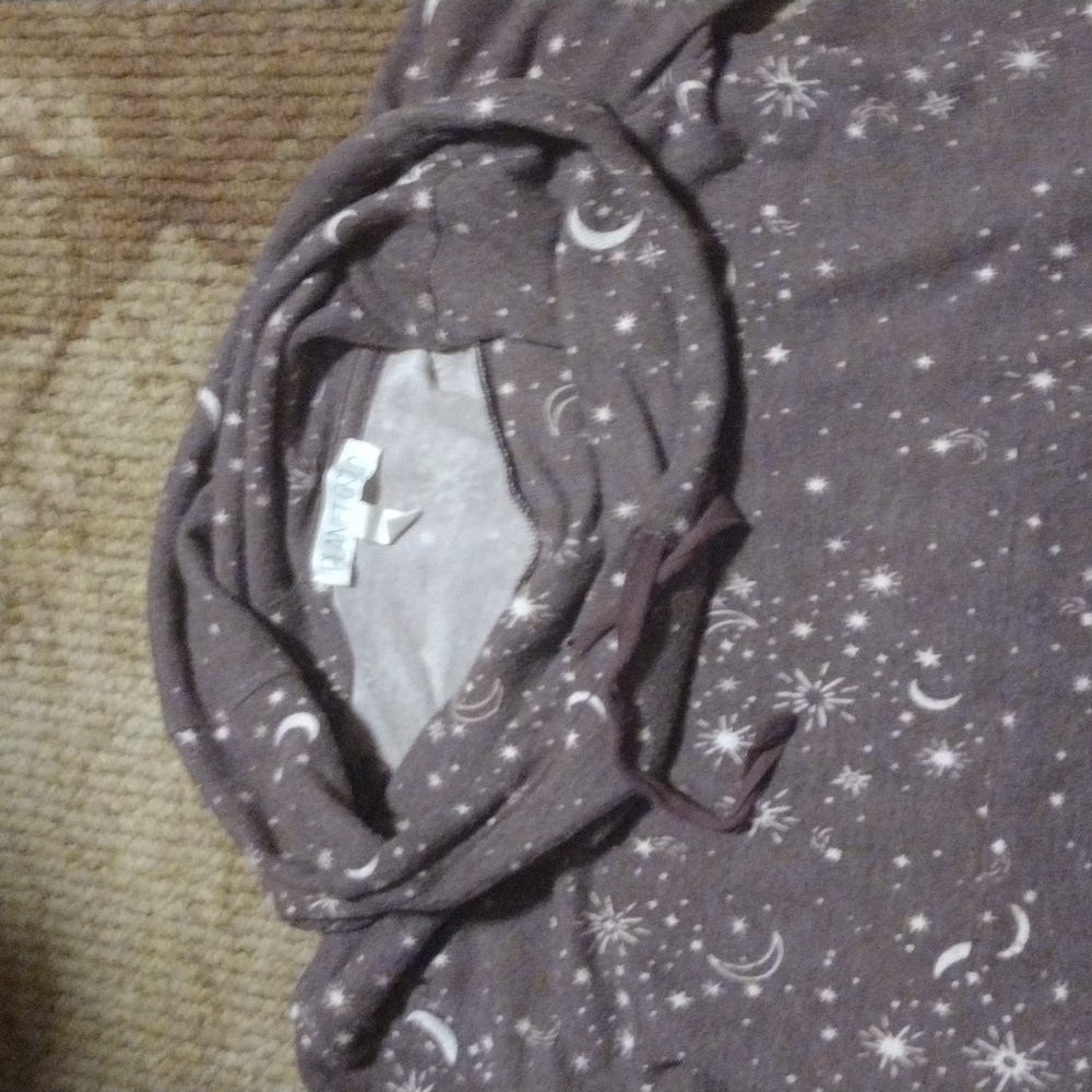 Medium pullover - Picture 2 of 2